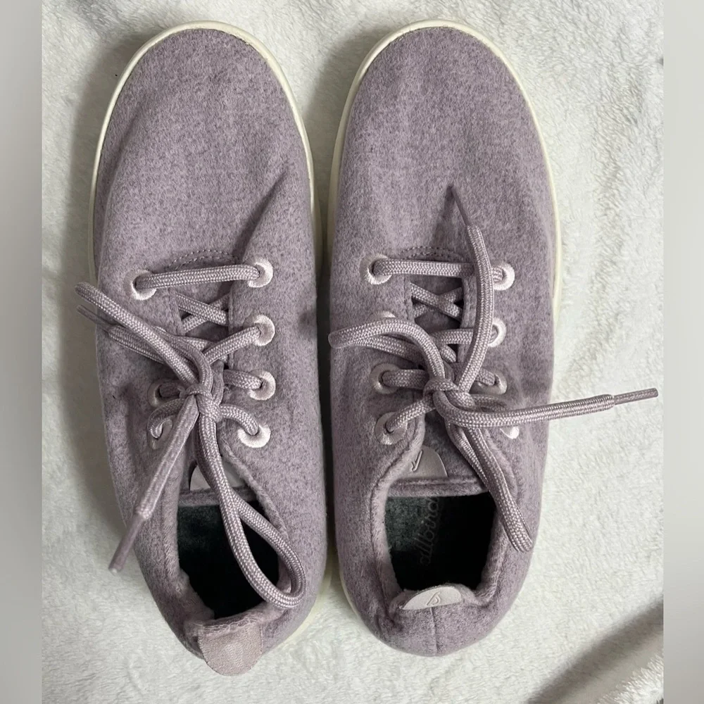Allbirds women’s size 9 Tree Runners liliac purple wool sneakers